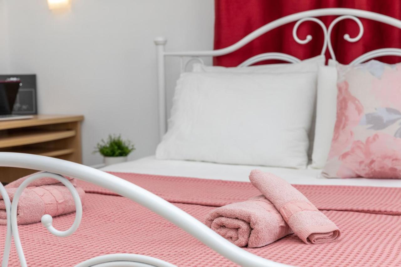 Naxos Diamond Studios Apartments Naxos City Экстерьер фото