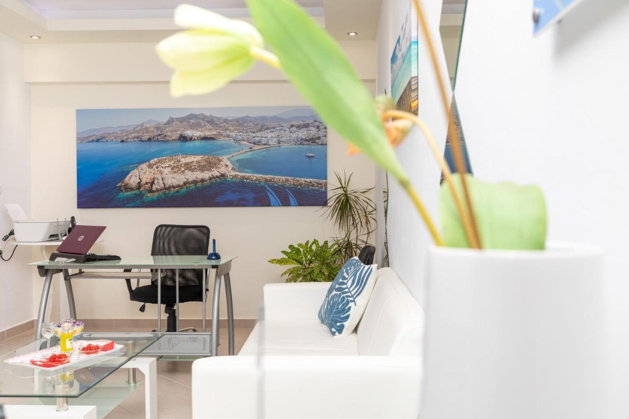 Naxos Diamond Studios Apartments Naxos City Экстерьер фото