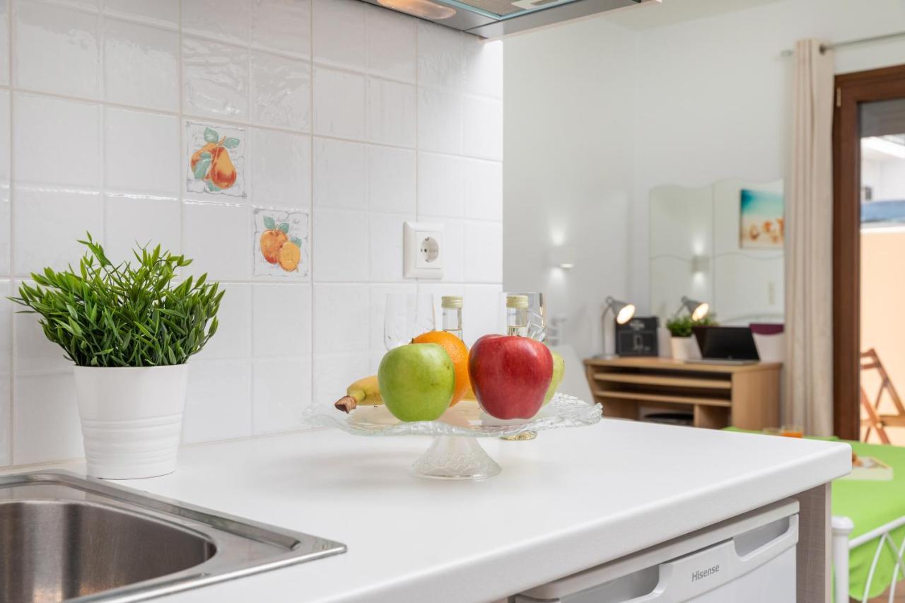 Naxos Diamond Studios Apartments Naxos City Экстерьер фото