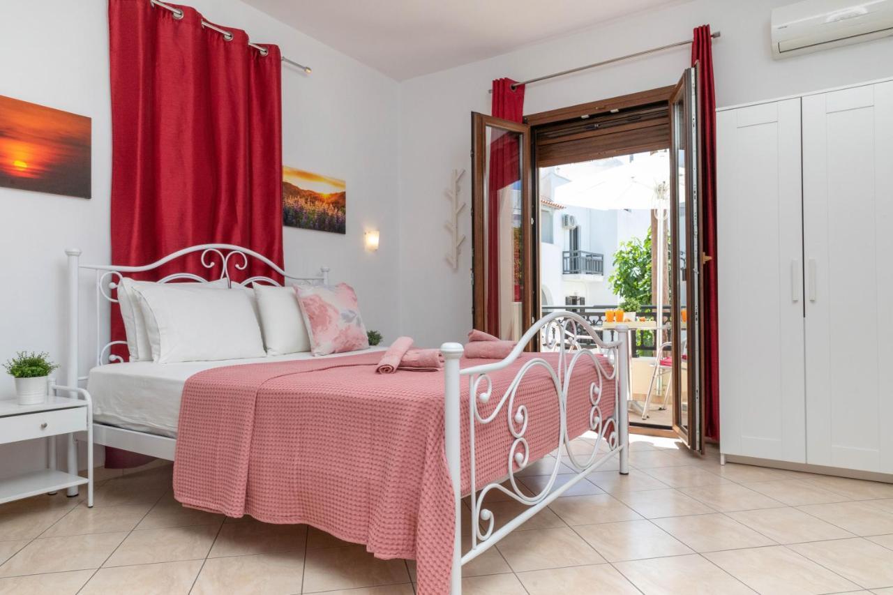 Naxos Diamond Studios Apartments Naxos City Экстерьер фото