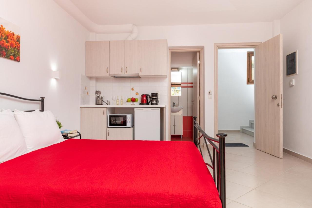 Naxos Diamond Studios Apartments Naxos City Экстерьер фото