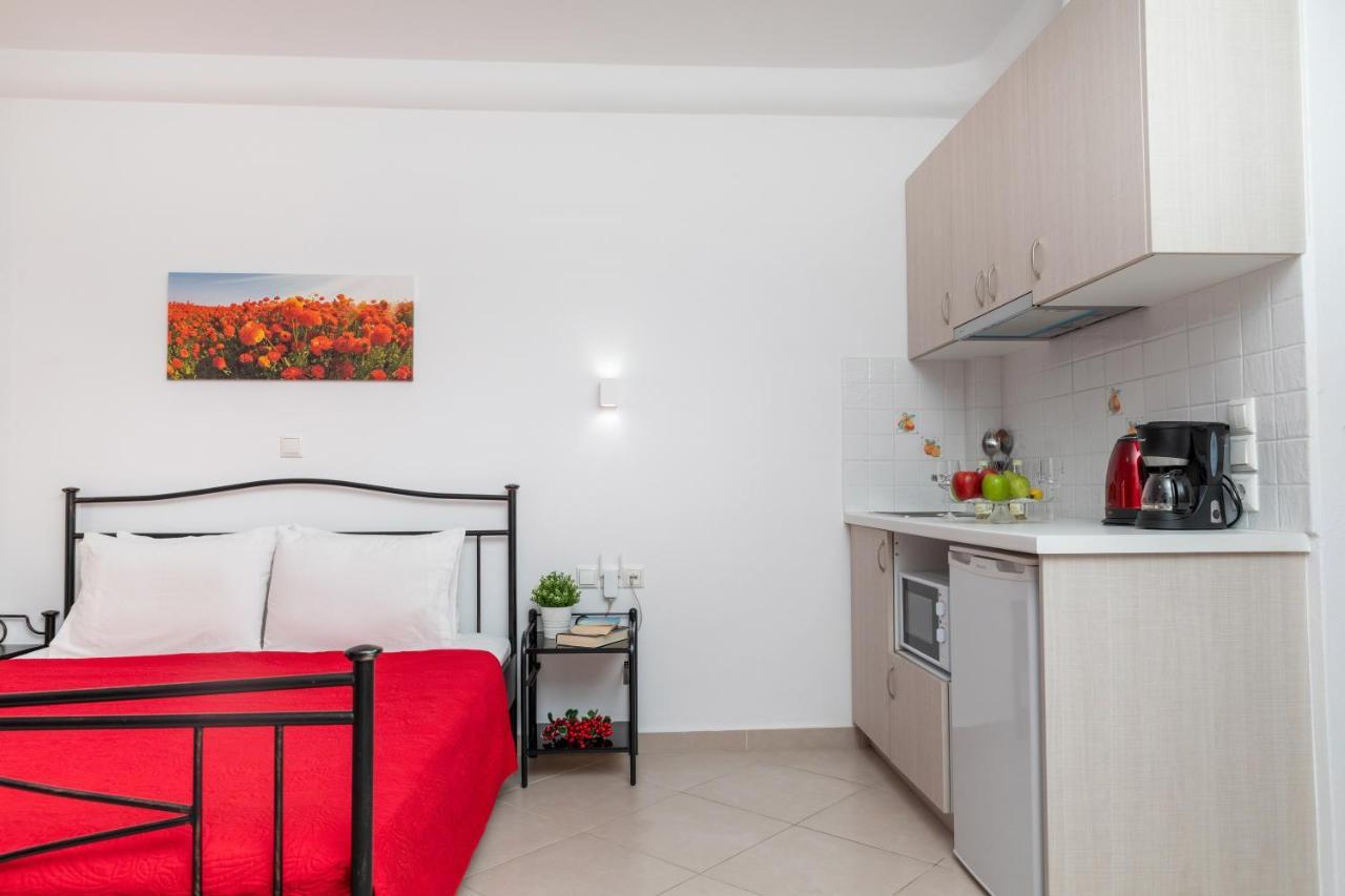 Naxos Diamond Studios Apartments Naxos City Экстерьер фото