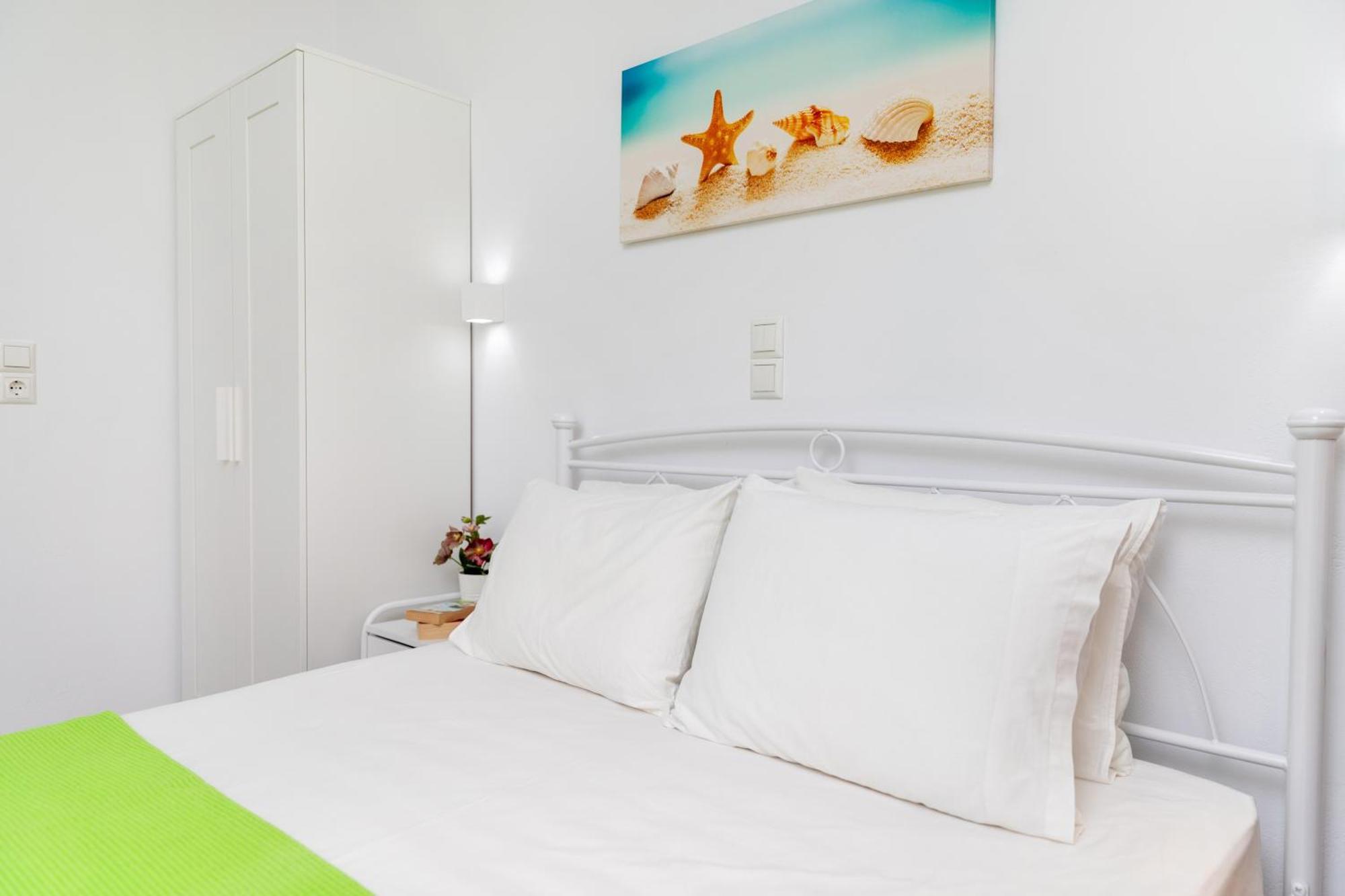Naxos Diamond Studios Apartments Naxos City Номер фото